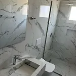 Apart Otel Armela Velipojë